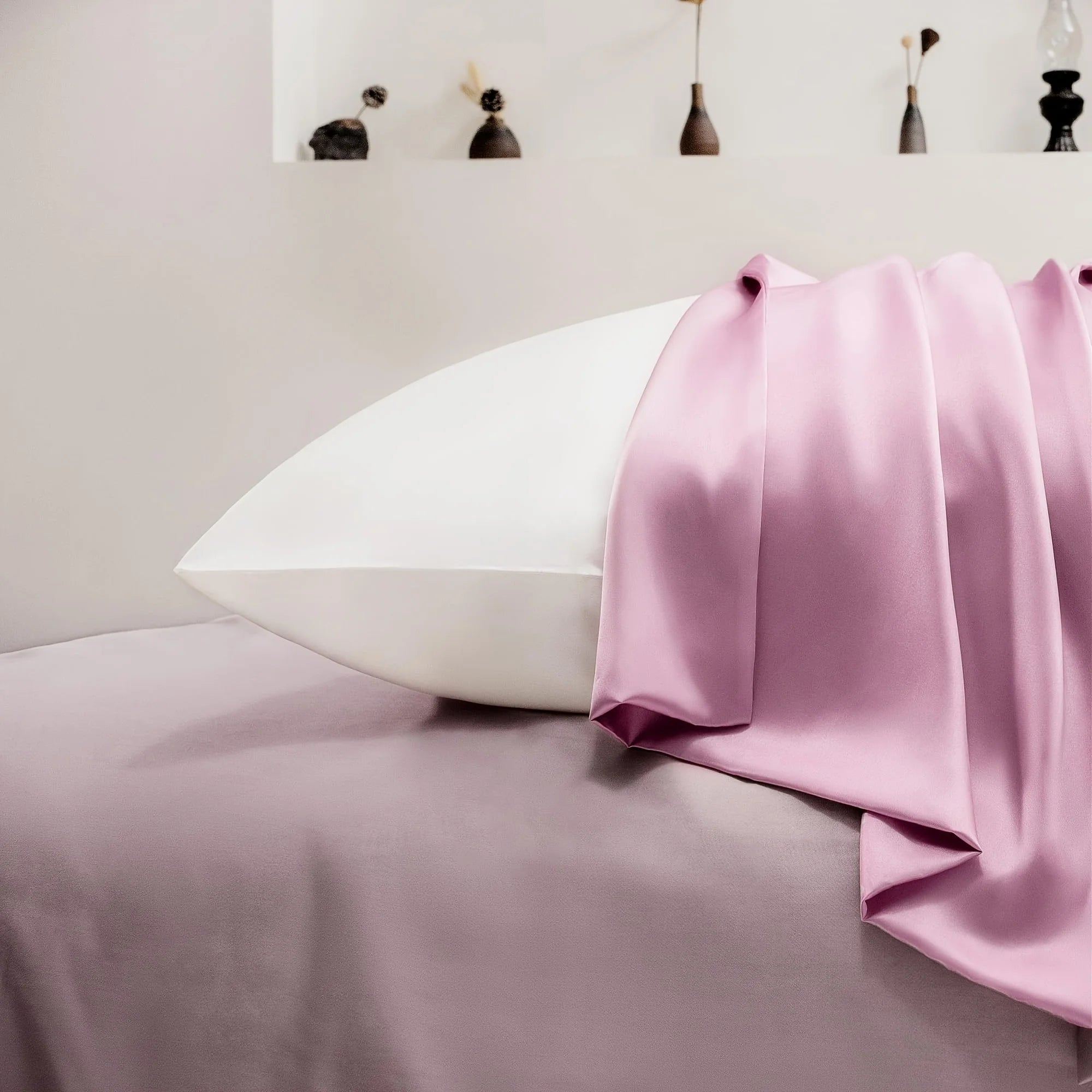 Huin Skincare Satin Pillowcase – 1 Pair, Skin-Friendly & Anti-Allergy | Breathable Polyester Satin with Envelope Closure, Machine Washable
